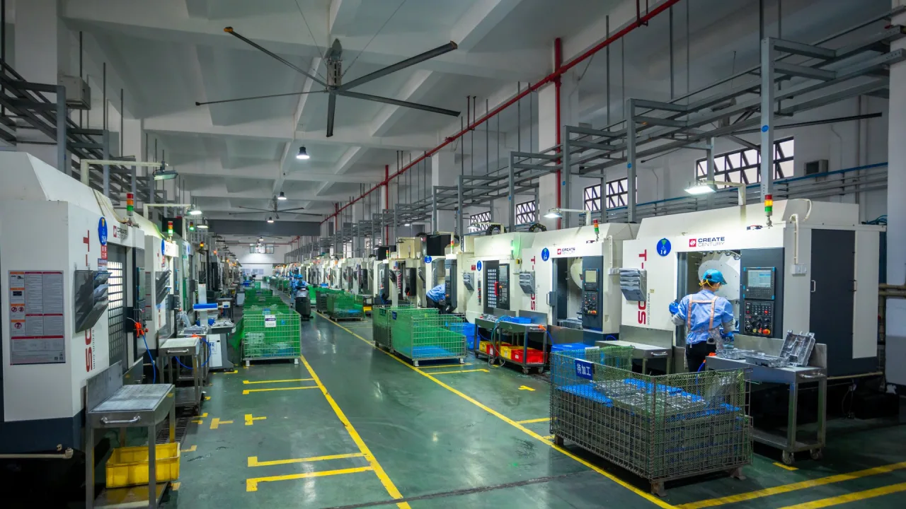 CNC machining production floor for precision metal components