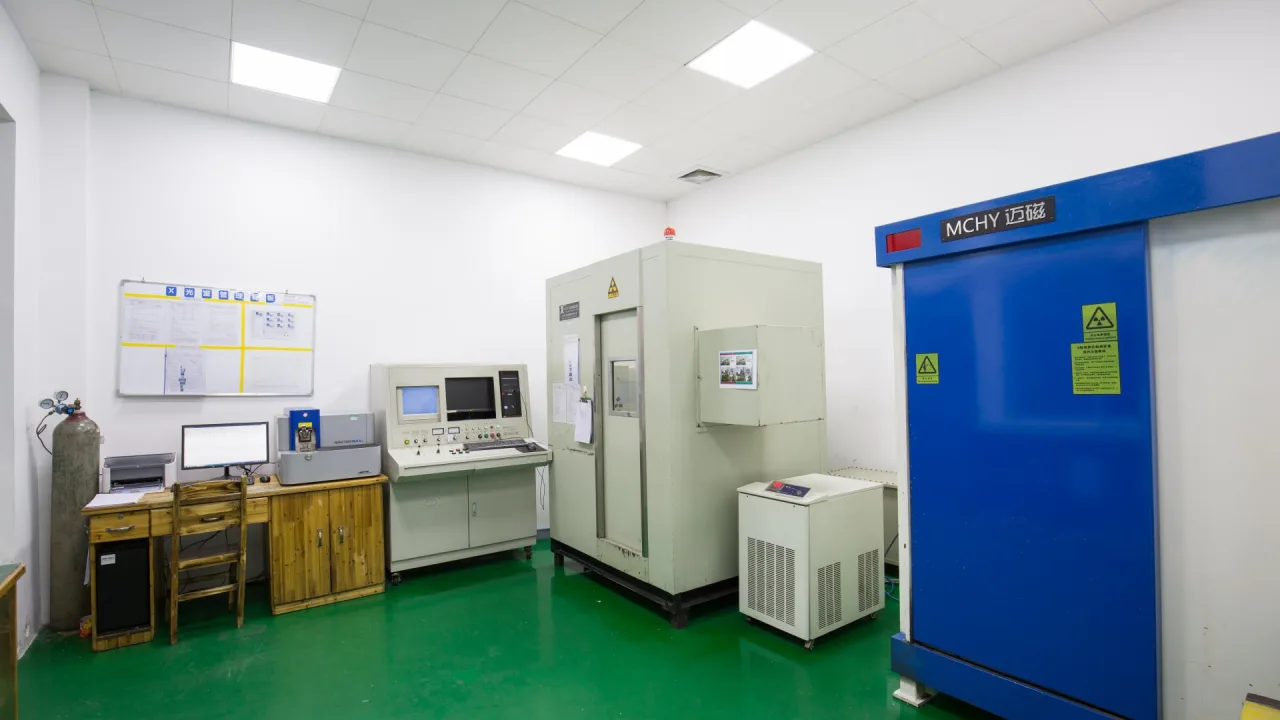 X-ray inspection equipment in a controlled quality laboratory