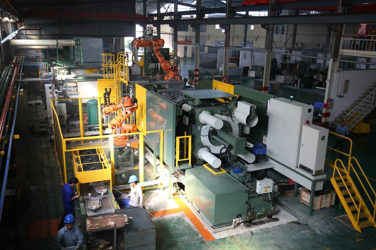 Die-casting production equipment in the manufacturing workshop