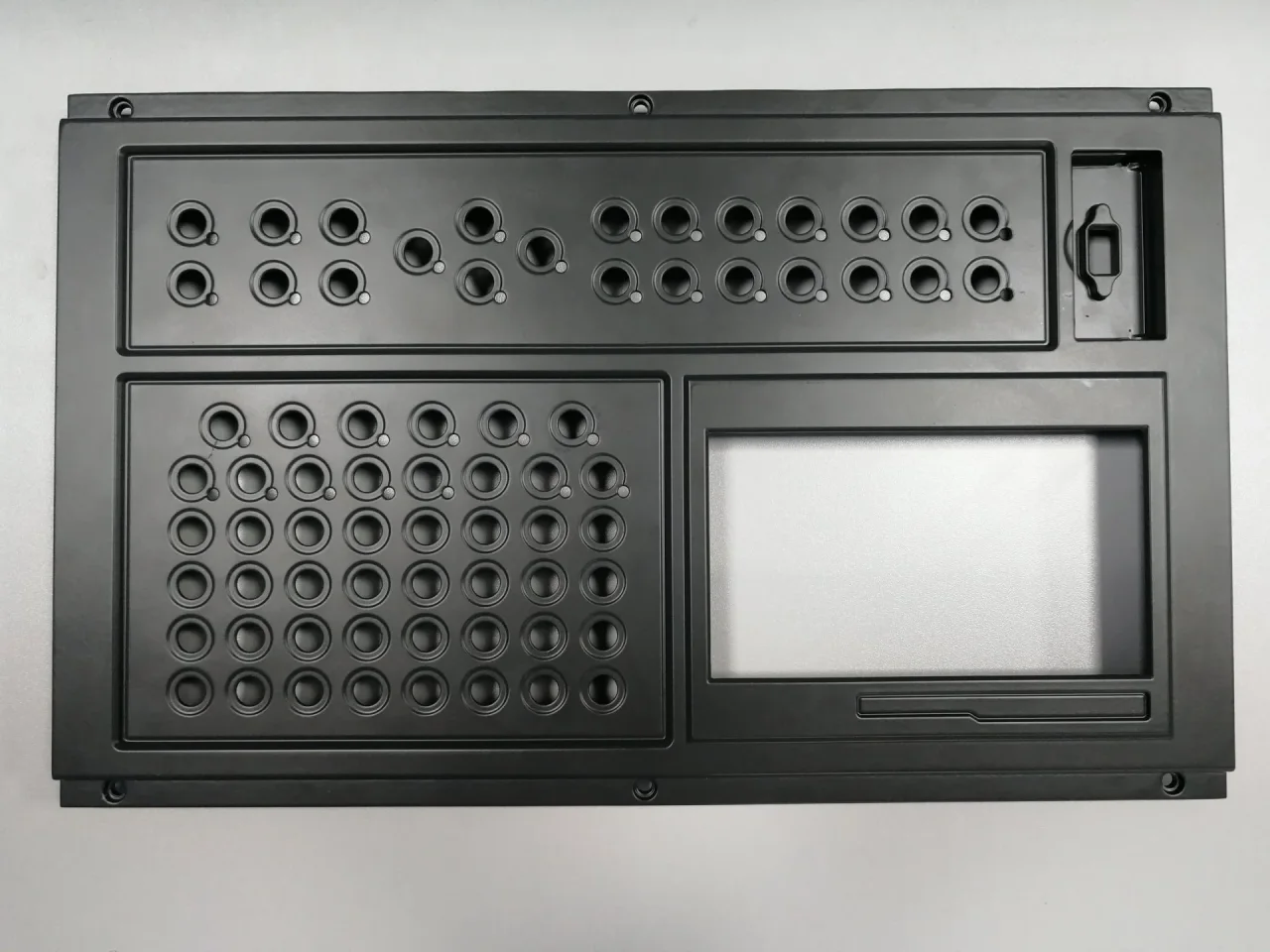 CNC control panel photographed in the ZAODA manufacturing facility